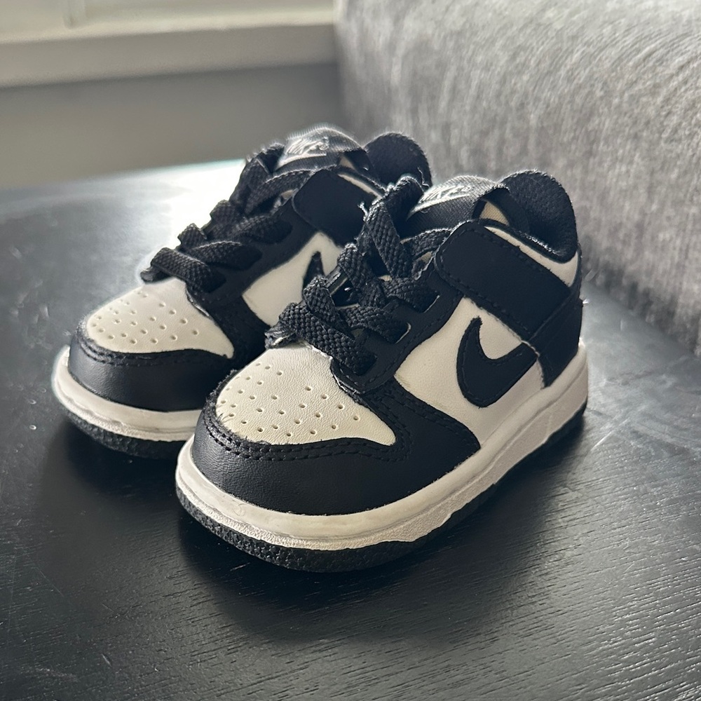 Nike Kids Black and White Sneakers